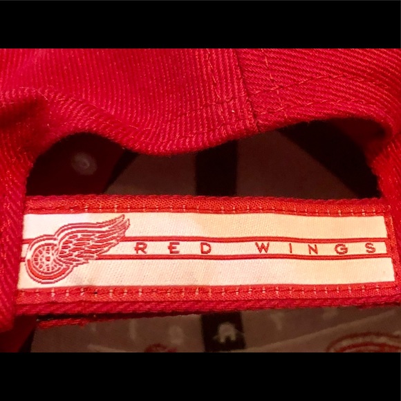 Detroit Red Wings Snapback Hat - Picture 5 of 5